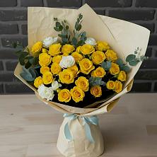 Букет цветов из:  Розы в Стрежевом