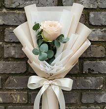 Букет цветов из:  Розы в Стрежевом