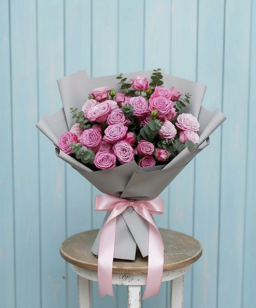 Букет цветов из: Розы в Стрежевом