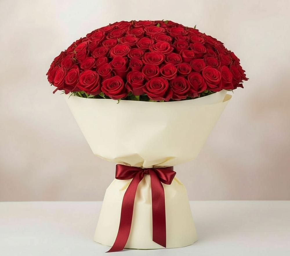Букет 101 Красная роза Милано в Стрежевом