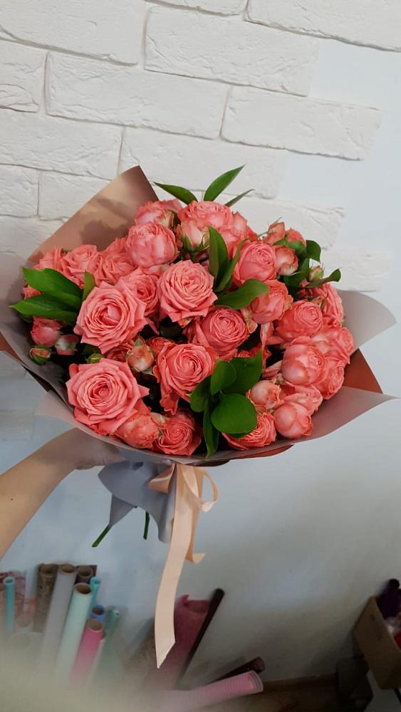 Букет цветов из: Розы в Стрежевом