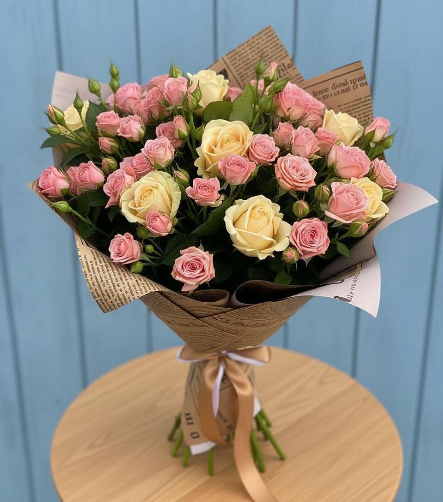 Букет цветов из: Розы в Стрежевом