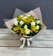 Букет цветов из:  Орхидеи и Розы в Стрежевом