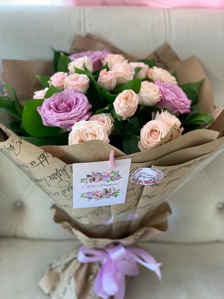 Букет цветов из: Розы в Стрежевом