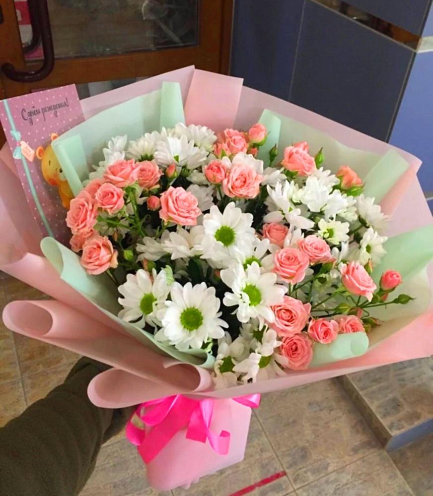 Букет цветов из: Розы и Хризантемы в Стрежевом