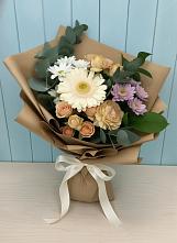 Букет цветов из:  Герберы и Хризантемы #REPLACE_PRED# Стрежевом