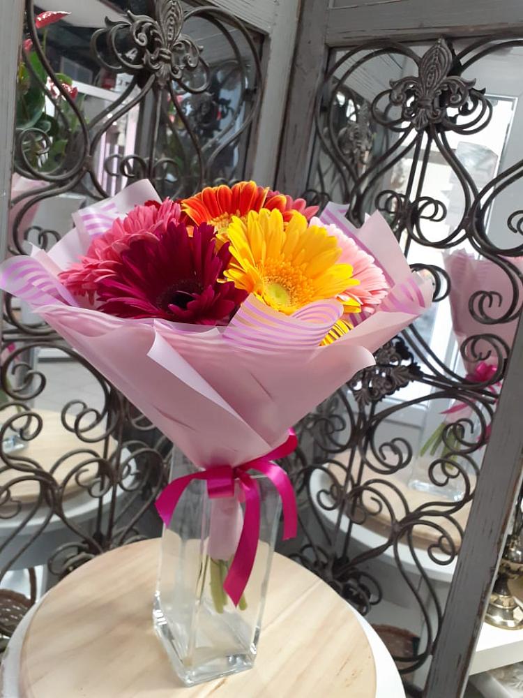 Букет цветов из: Герберы в Стрежевом