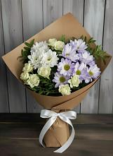 Букет цветов из:  Хризантемы и Розы в Стрежевом