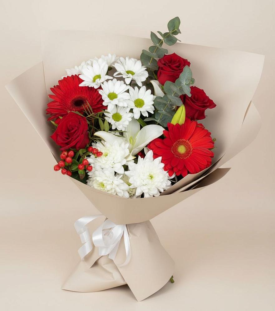 Букет цветов из: Розы, Хризантемы, Герберы и Лилии в Стрежевом