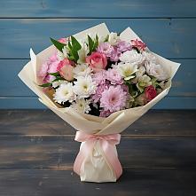 Букет цветов из:  Хризантемы, Альстромерии и Розы в Стрежевом