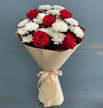 Букет цветов из:  Розы и Хризантемы в Стрежевом