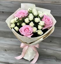 Букет цветов из:  Розы в Стрежевом