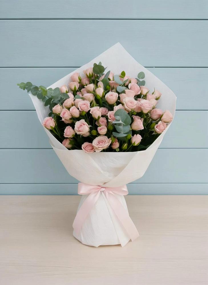 Букет цветов из: Розы в Стрежевом