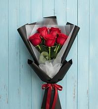 Букет цветов из:  Розы в Стрежевом