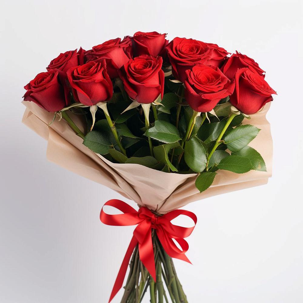 Букет 11 Красных роз Эдлесс Лав в Стрежевом